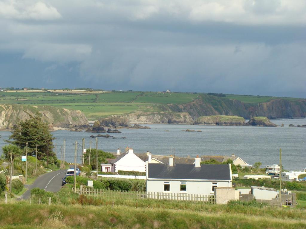 Fernhill House Tramore B&B Экстерьер фото